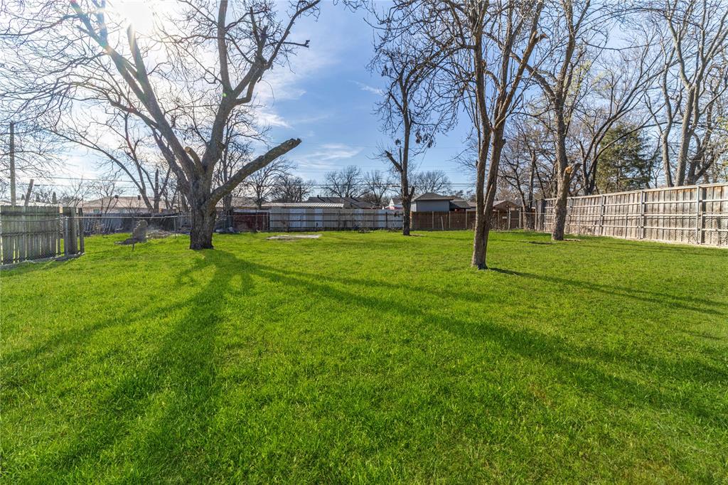 BUCKNER BLVD - Residential