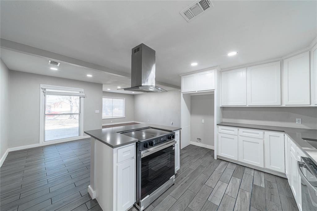 BUCKNER BLVD - Residential