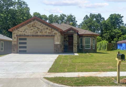 Photo of 403 S 4th Street, Bonham, TX 75418 (MLS # 21335690)