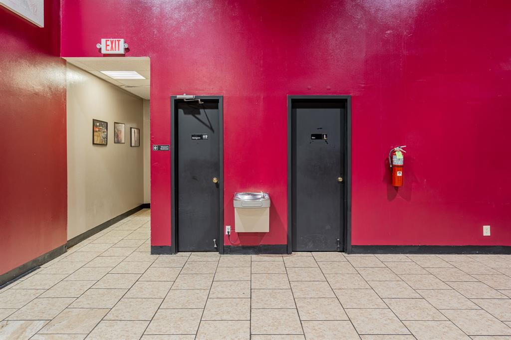 Willowbrook Square Shopping Center - Commercial Sale