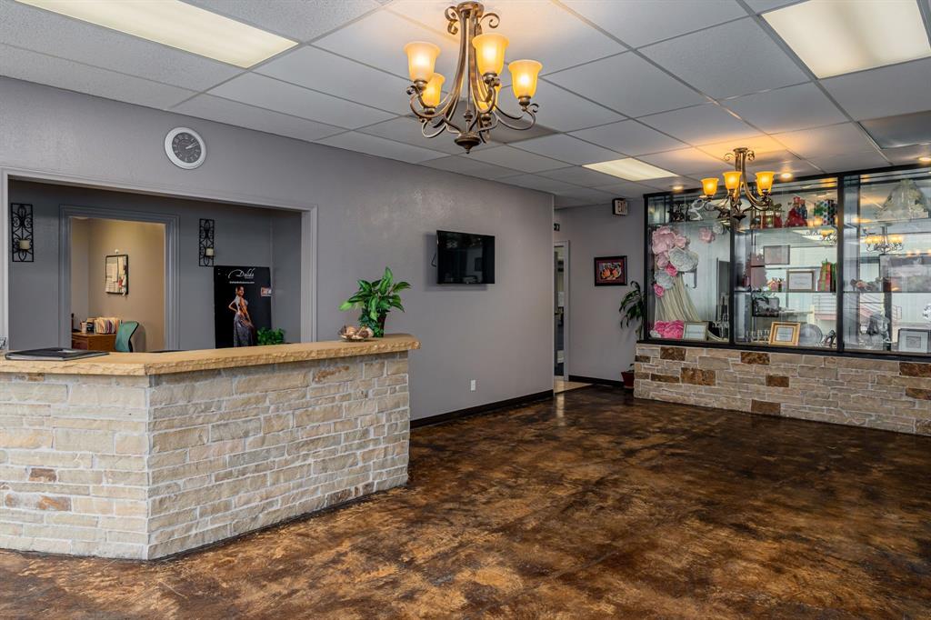 Willowbrook Square Shopping Center - Commercial Sale