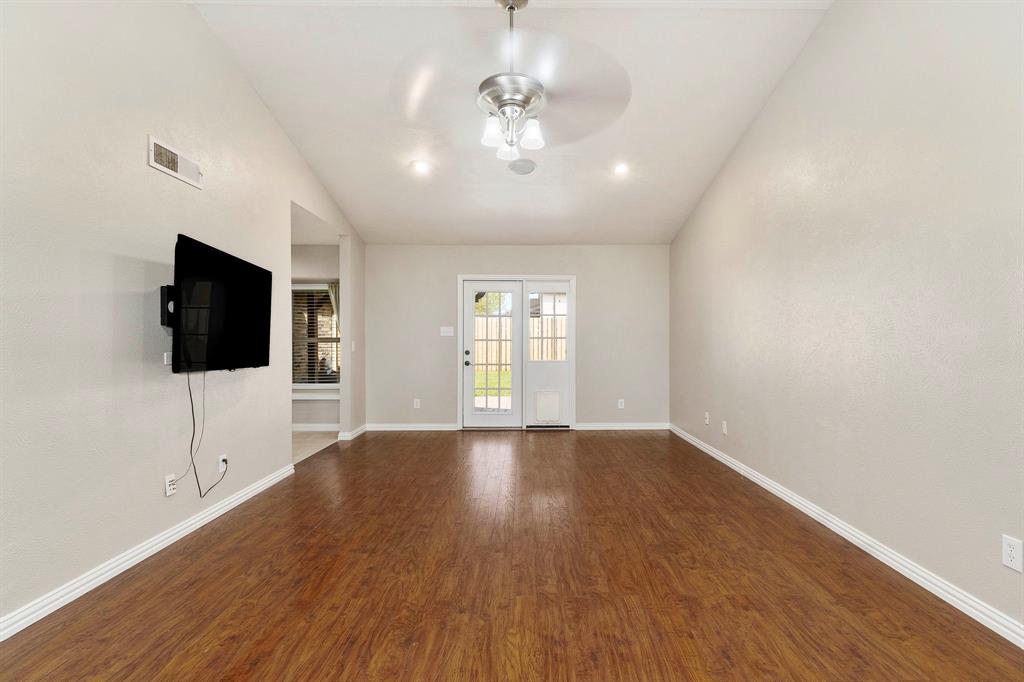 Colony 27 - Residential Lease