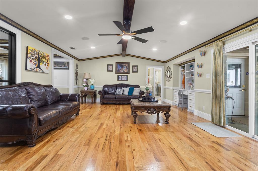 Dal Castle Estates - Residential