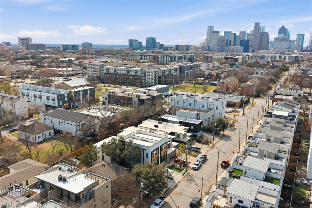 ROSS AVE - Residential