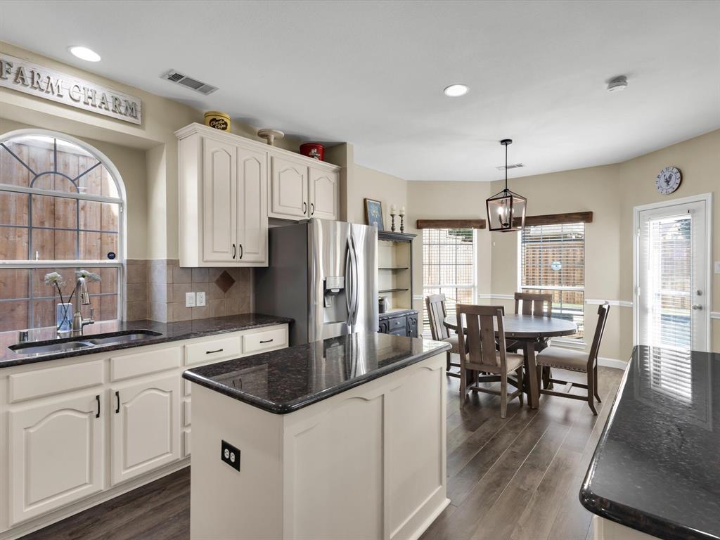 Lake Hill Village Ph 2 - Residential