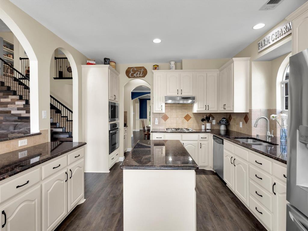 Lake Hill Village Ph 2 - Residential