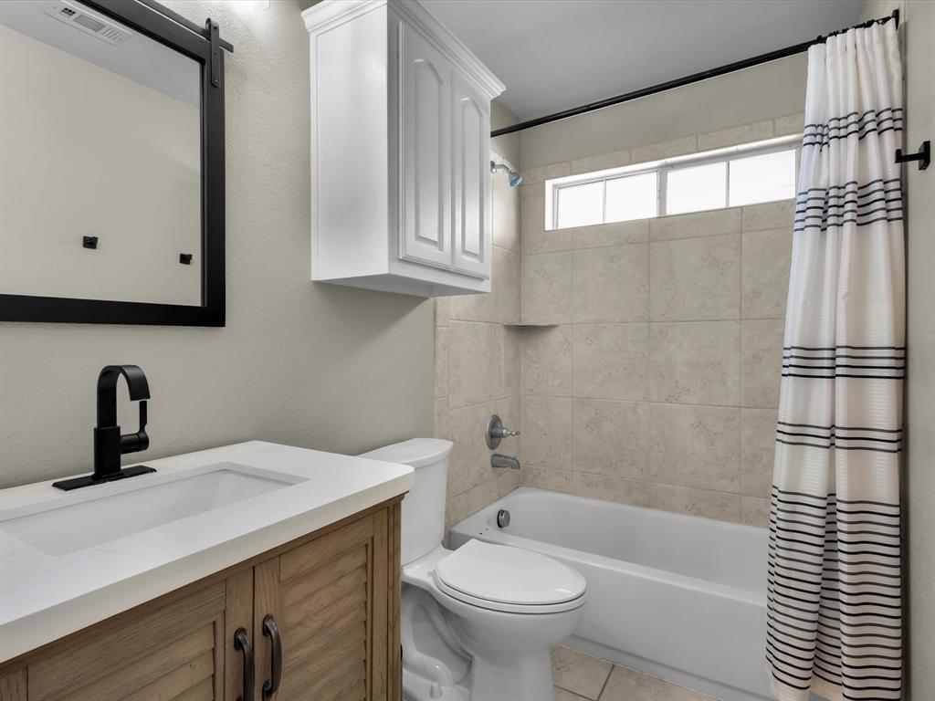 Lake Hill Village Ph 2 - Residential