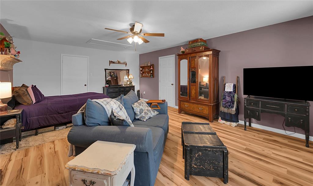 Lebosquet J R - Residential