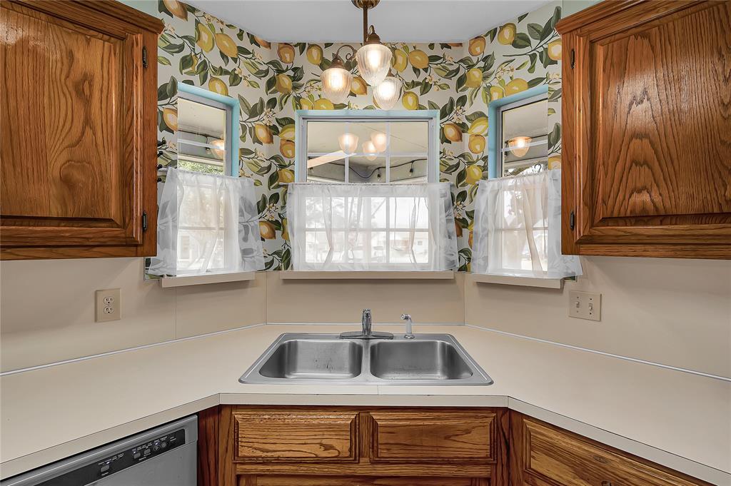 Lebosquet J R - Residential