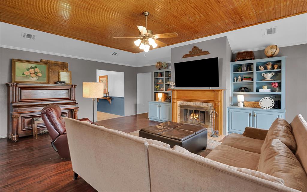 Lebosquet J R - Residential