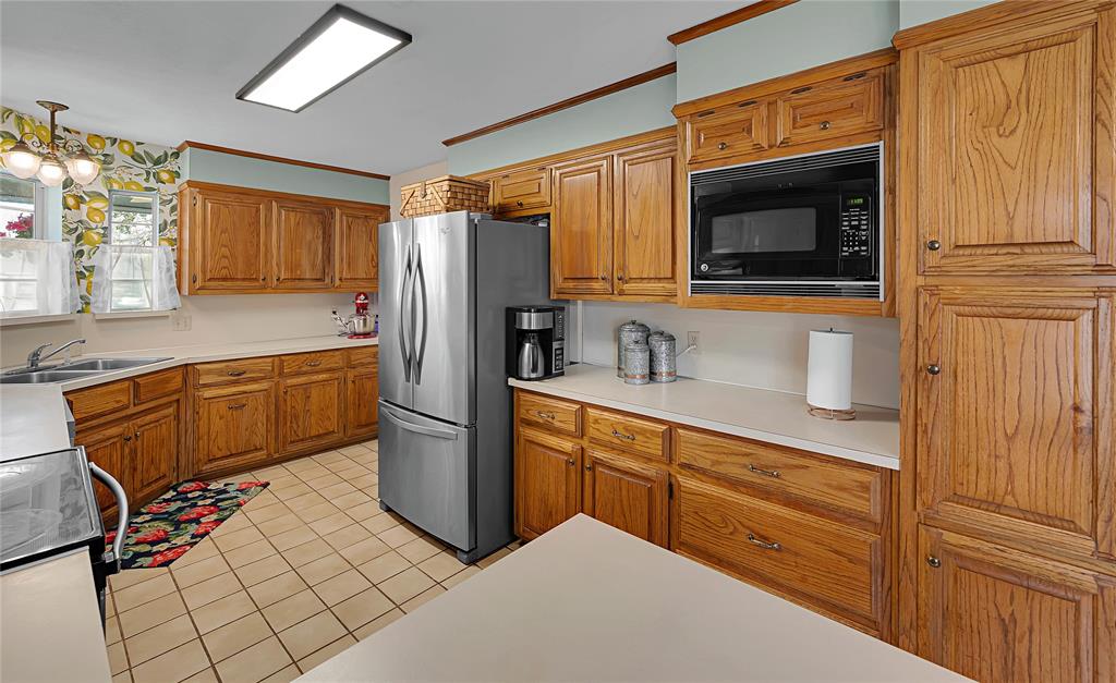 Lebosquet J R - Residential