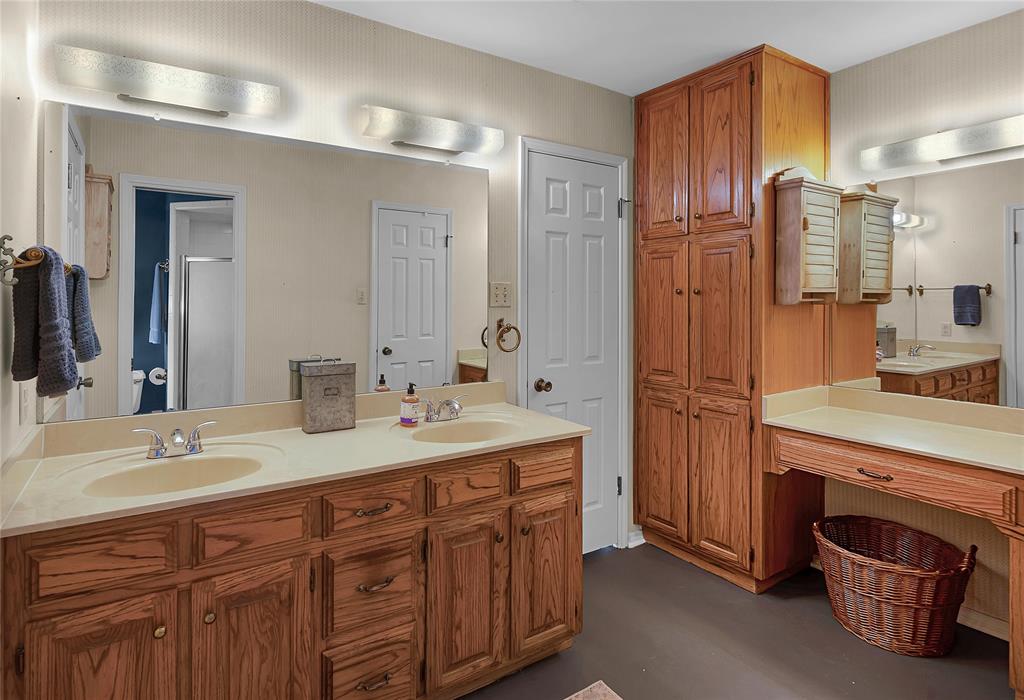 Lebosquet J R - Residential