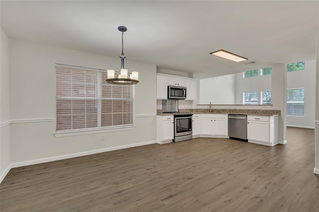 10287 Darkwood Drive
