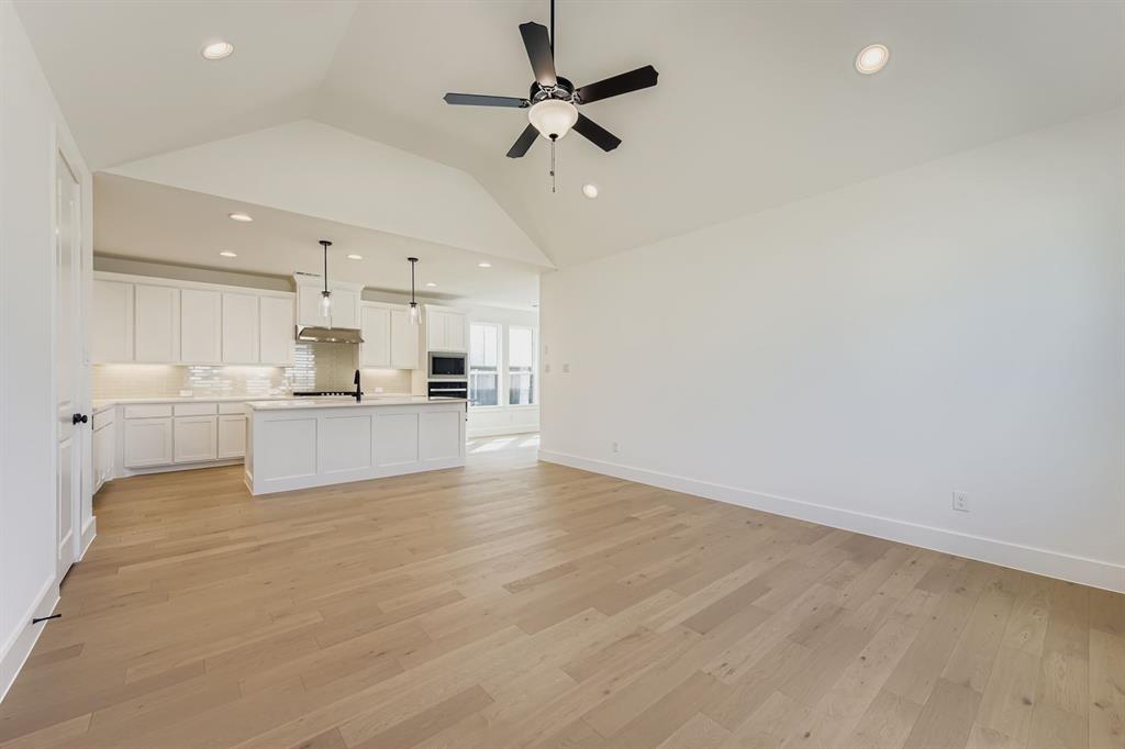 Ventana - Residential