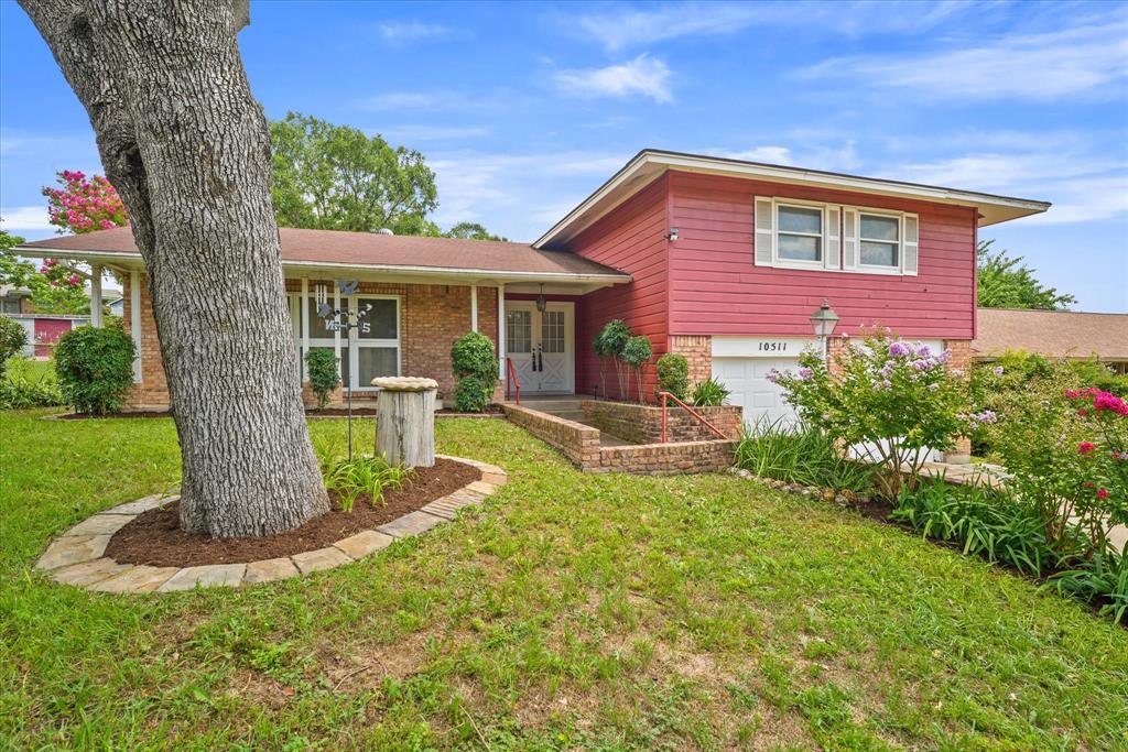 Lochwood Rev - Residential