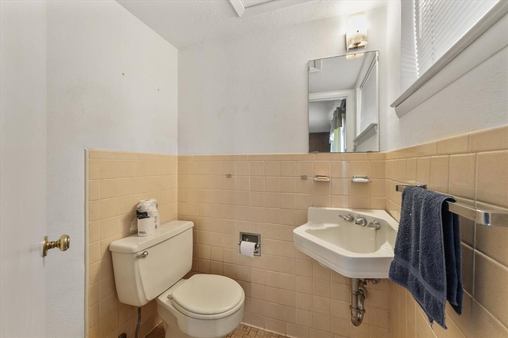 Lochwood Rev - Residential