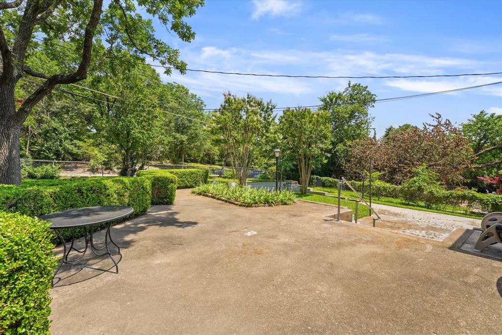 Lochwood Rev - Residential