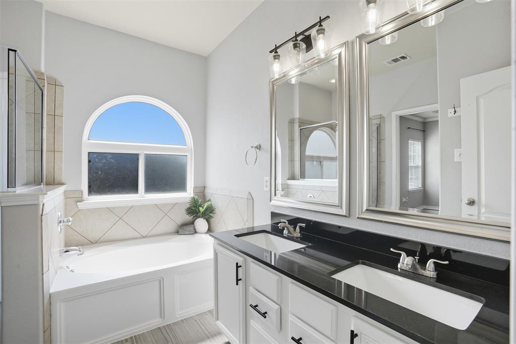 The Cascades At The Legends Ph - Residential