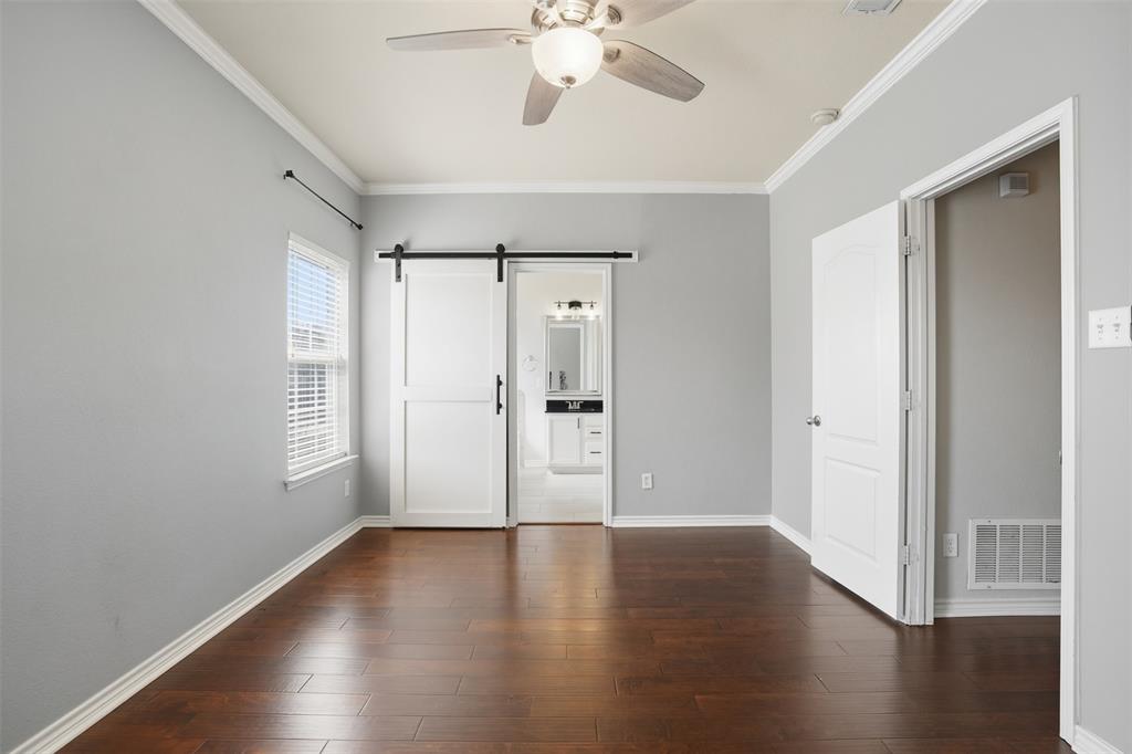 The Cascades At The Legends Ph - Residential