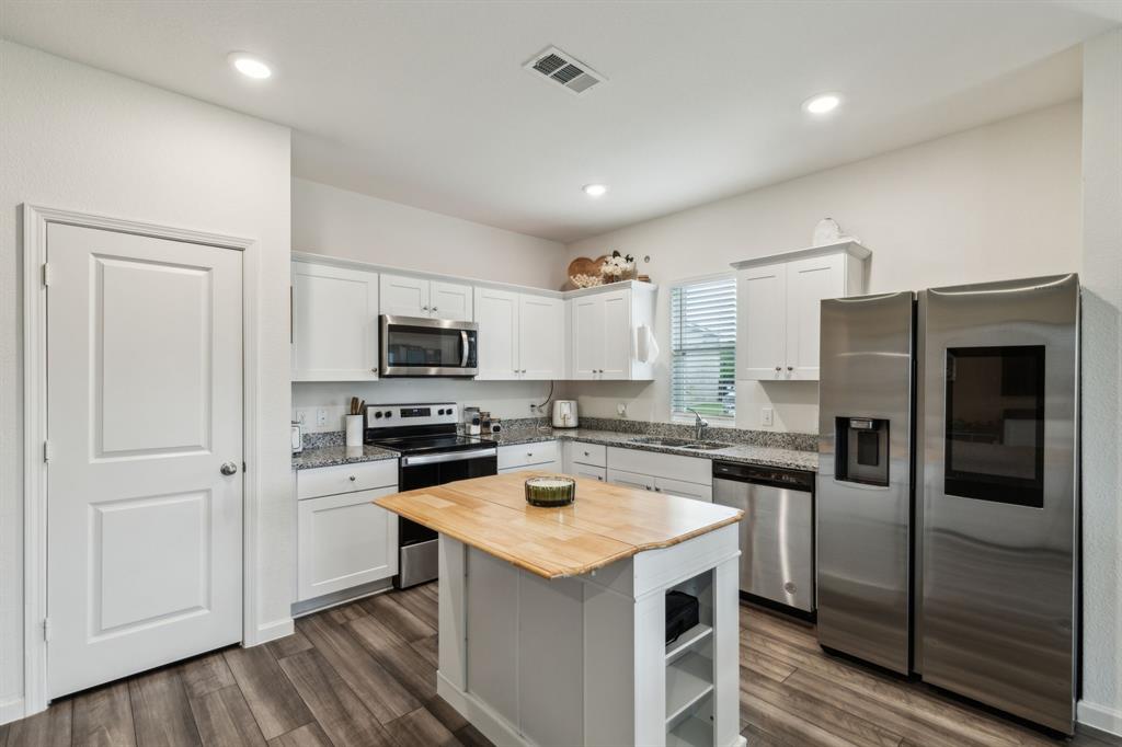 4745 Swan Neck Drive