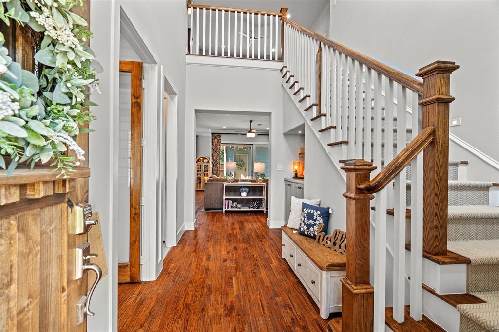 609 E Wall Street