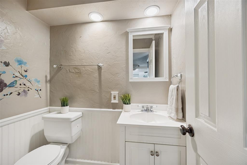 North Slopes Woodridge Condos - Residential