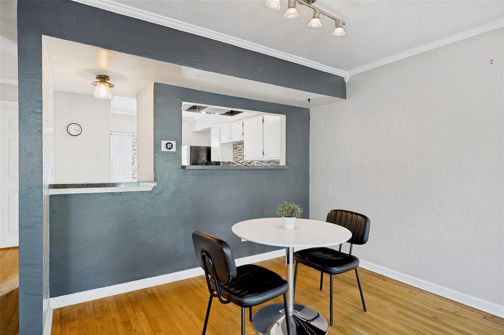 North Slopes Woodridge Condos - Residential