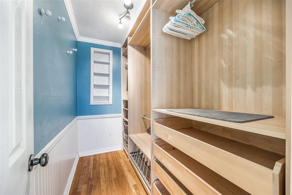 North Slopes Woodridge Condos - Residential