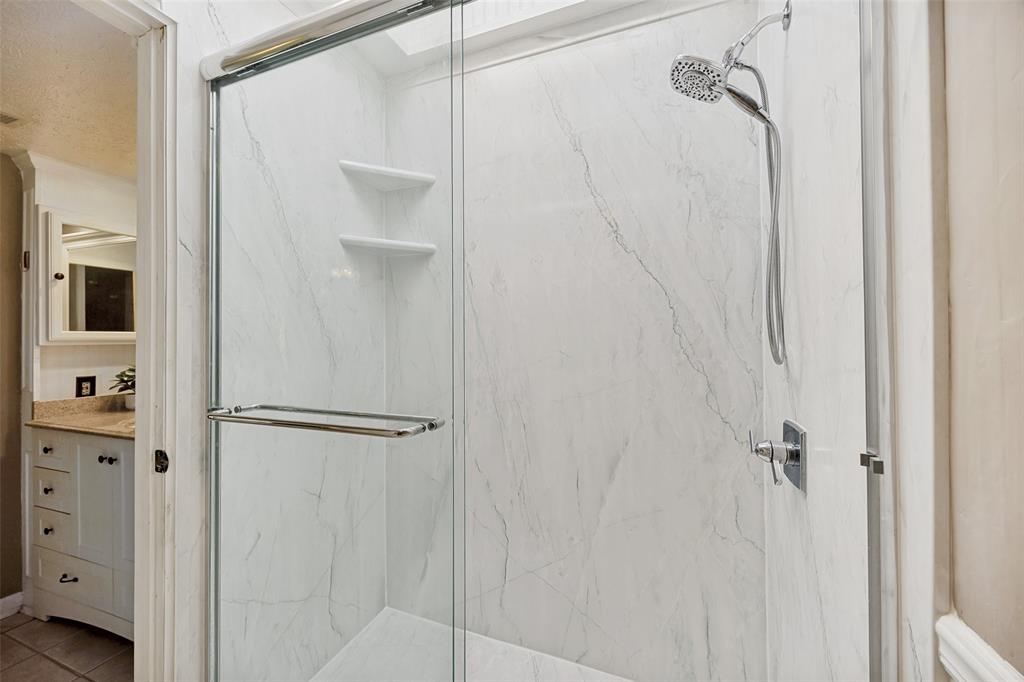 North Slopes Woodridge Condos - Residential