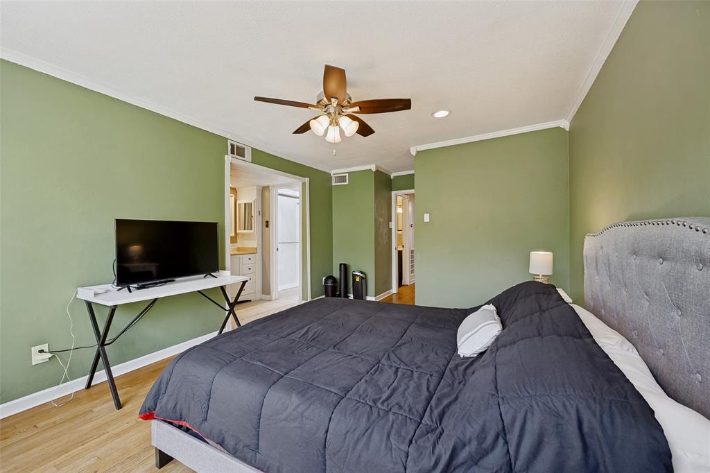 North Slopes Woodridge Condos - Residential