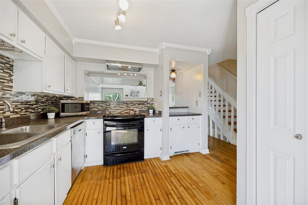 North Slopes Woodridge Condos - Residential