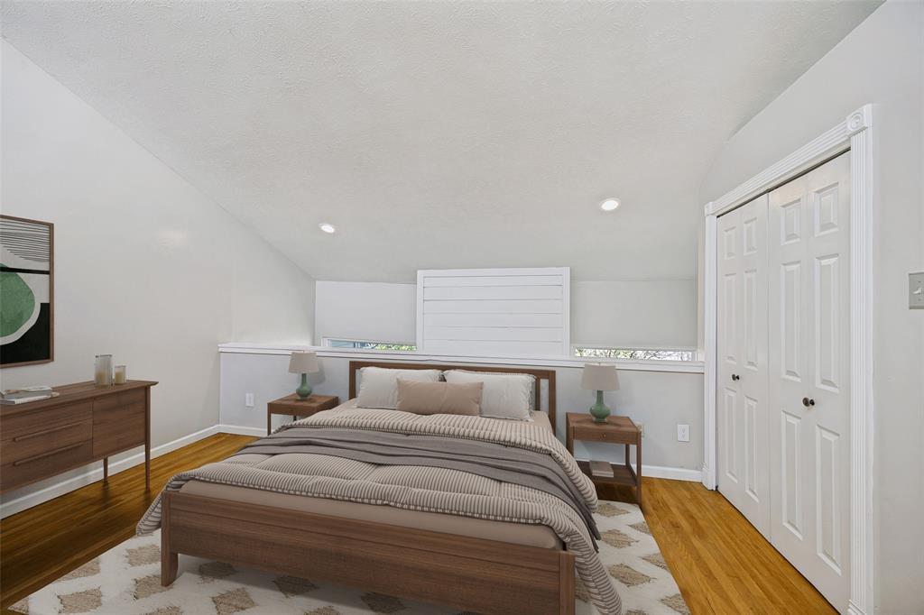 North Slopes Woodridge Condos - Residential