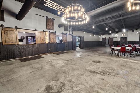198 VFW Road Fairfield TX 75840
