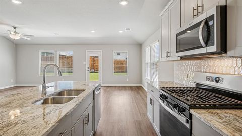 2131 Mustang Way Seagoville TX 75159