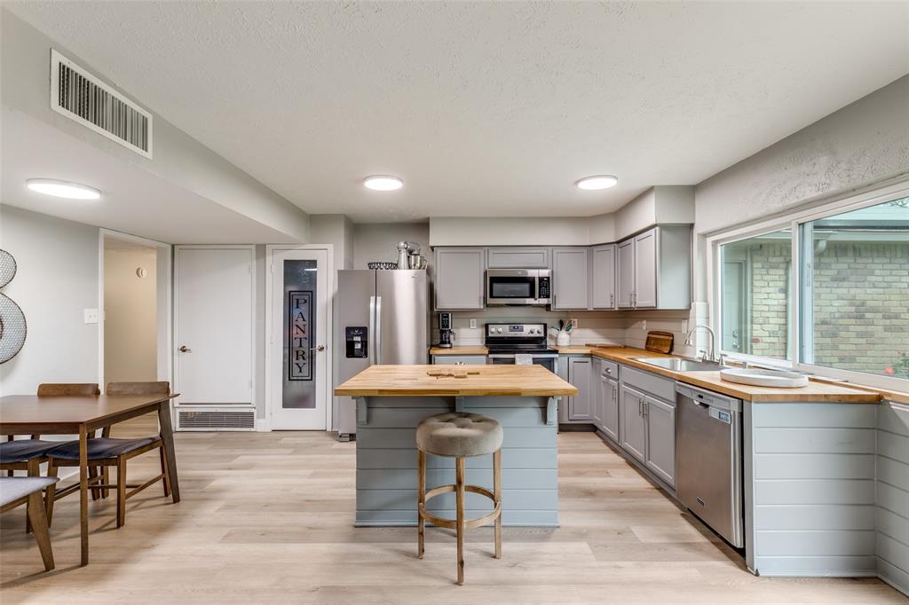 Willowood 02 - Residential