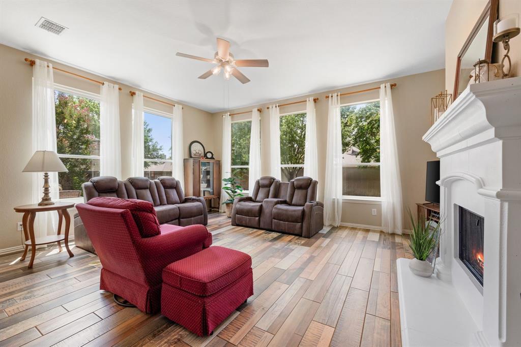 Fort Worth, Texas 76244, United States, 4 Bedrooms Bedrooms, ,2 BathroomsBathrooms,Residential,Active,173840