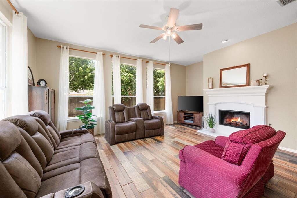 Fort Worth, Texas 76244, United States, 4 Bedrooms Bedrooms, ,2 BathroomsBathrooms,Residential,Active,173840