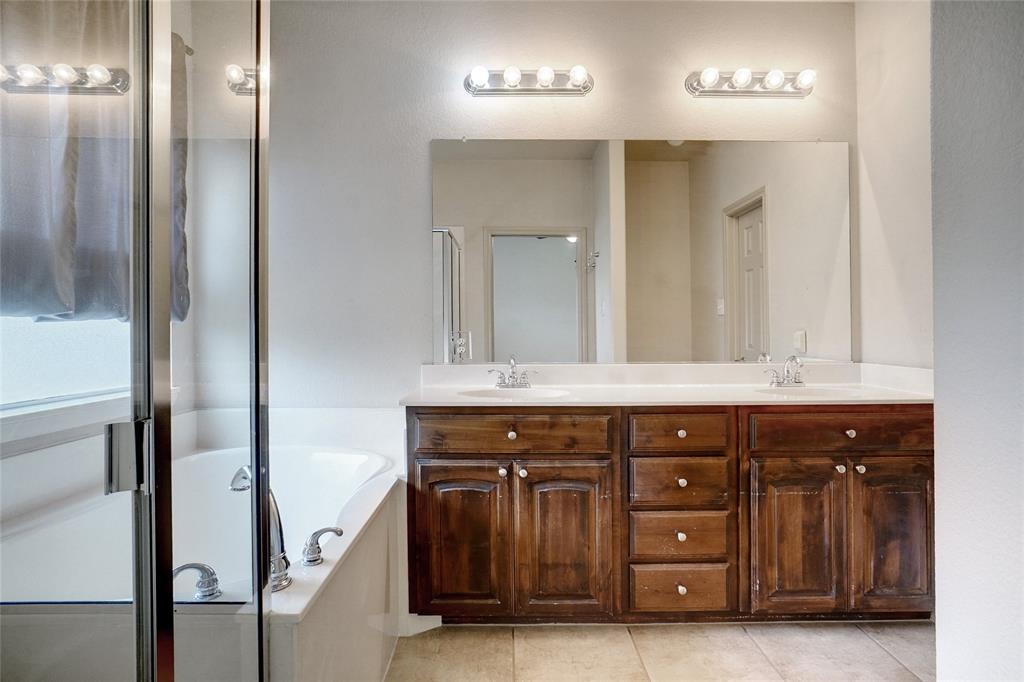 Alexandra Meadows - Residential Lease