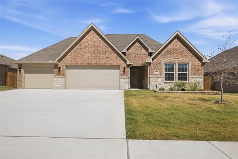 Photo of 135 Trevor Lane, Greenville, TX 75402 (MLS # 21393220)
