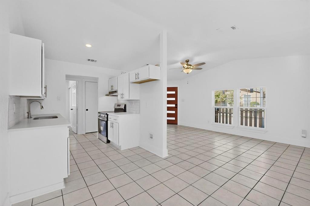 WILLIAMSBURG SQUARE 1ST SECTION - Residential