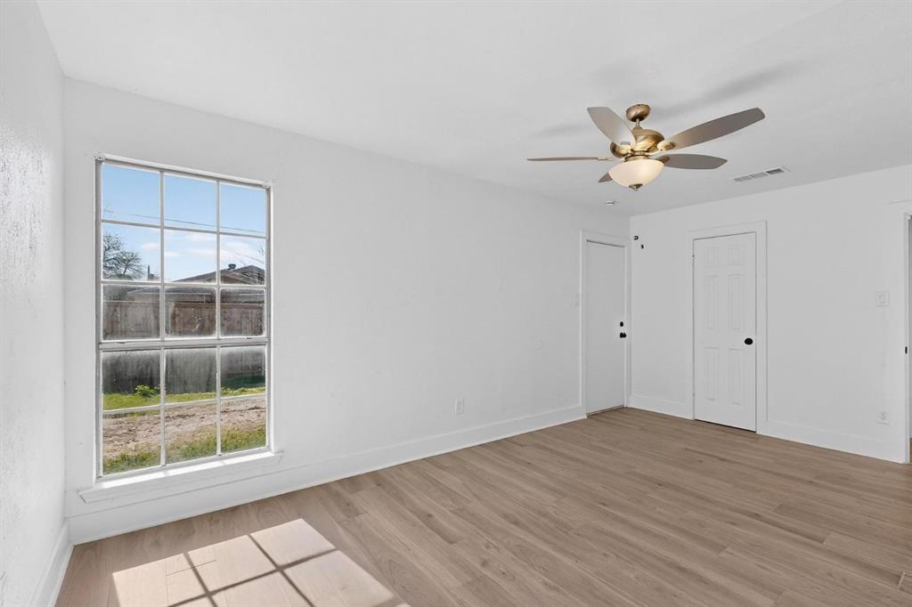 WILLIAMSBURG SQUARE 1ST SECTION - Residential