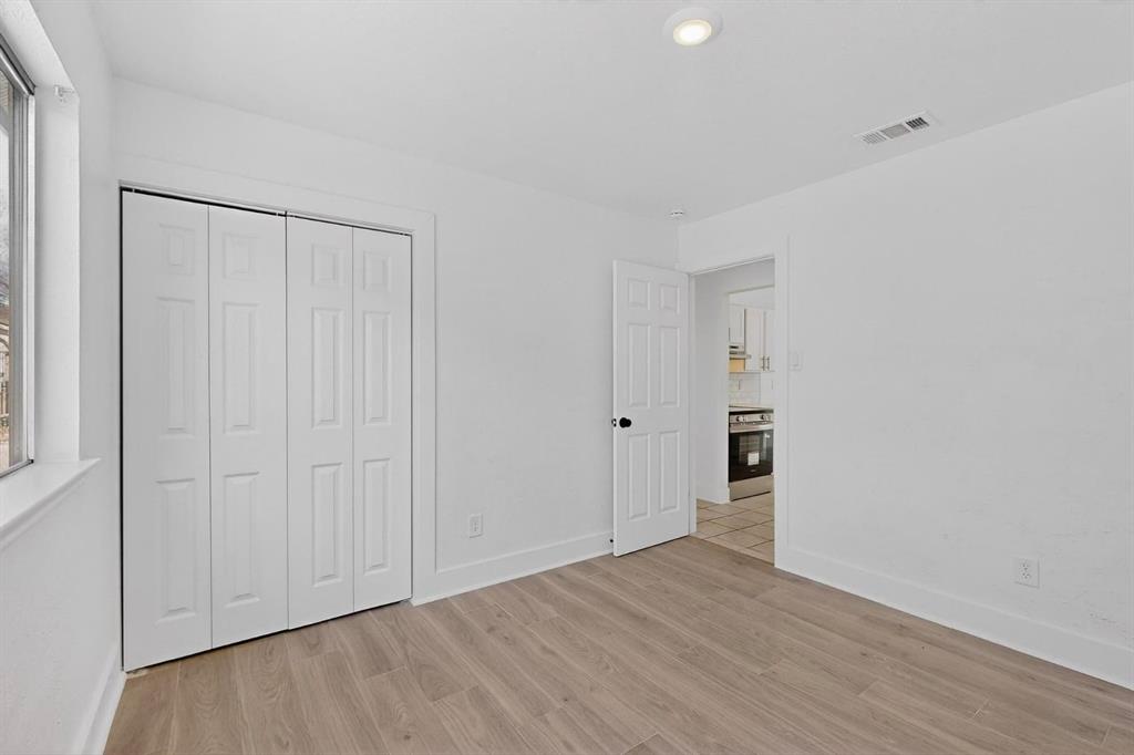 WILLIAMSBURG SQUARE 1ST SECTION - Residential