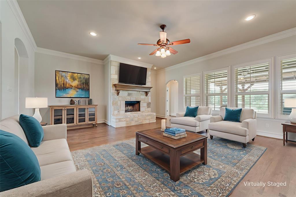 3132 Greenwood Circle