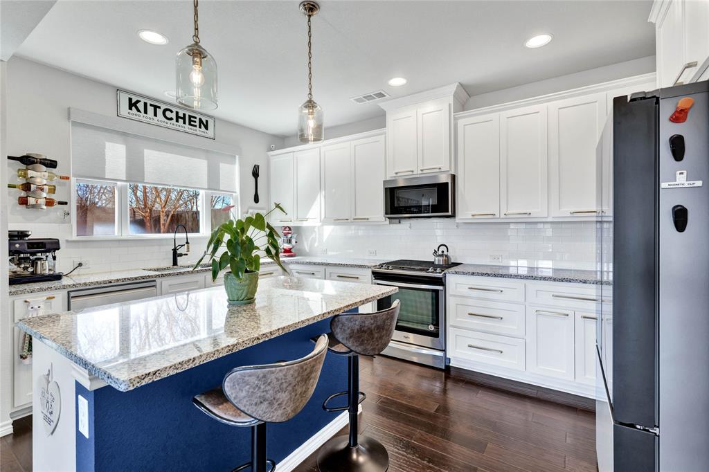 Crossroads Twnhms - Residential