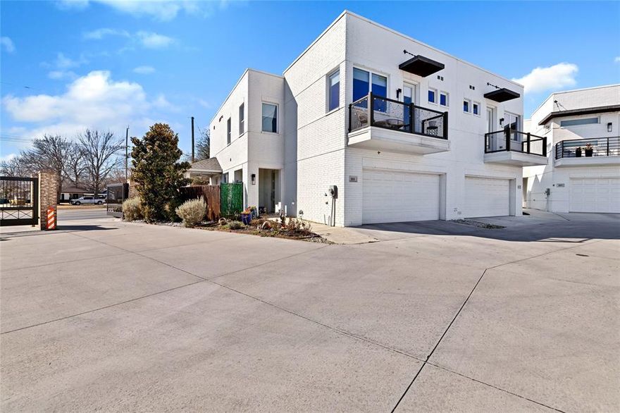 This is the kind of home that just feels easy the moment you walk in.


Welcome to 101 Crossroads Circle in Westworth Village, a beautifully cared-for two-story townhome tucked inside a private gated community just minutes from everything Fort Worth has to offer.

With 3 bedrooms, 2.5 bathrooms, and a layout designed for real life, this home offers the perfect balance of comfort and convenience. The main living space flows naturally into the dining and kitchen areas, making it ideal for both relaxed evenings at home and hosting friends or family.

Upstairs, the primary suite is a true retreat — complete with a fully customized Container Store Elfa closet system that keeps everything organized and easy to access. Even better, both secondary bedrooms also feature Elfa closet systems, giving you smart storage throughout the entire home (a detail buyers always appreciate once they see it in person).

The two-story design creates a nice separation between living and sleeping spaces, while the gated community offers that sought-after lock-and-leave, low-maintenance lifestyle.

Located in Westworth Village, you’re just minutes from downtown Fort Worth, the Cultural District, dining, shopping, and major highways — making daily life simple and convenient.