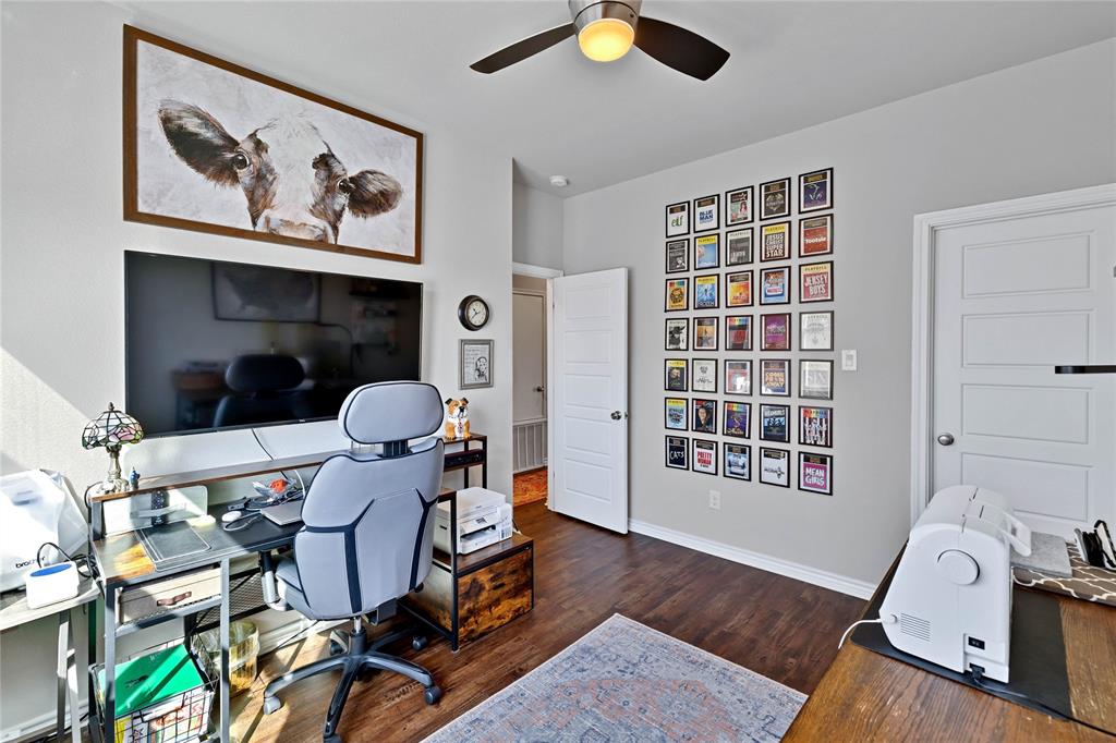 Crossroads Twnhms - Residential