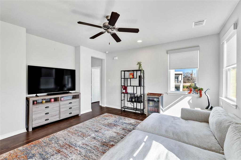 Crossroads Twnhms - Residential