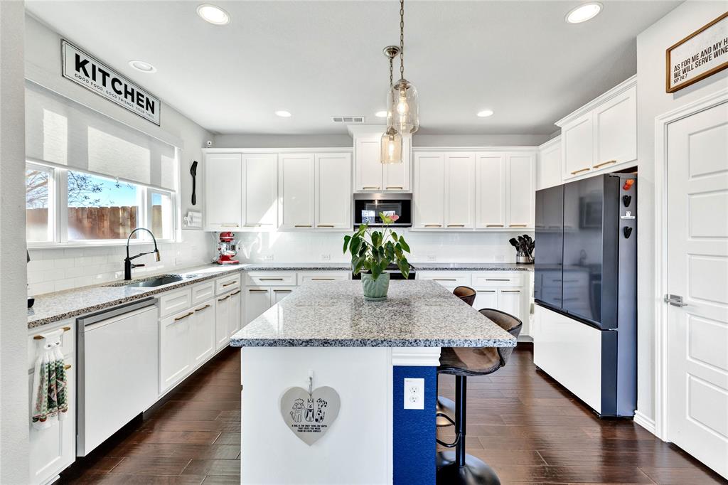 Crossroads Twnhms - Residential