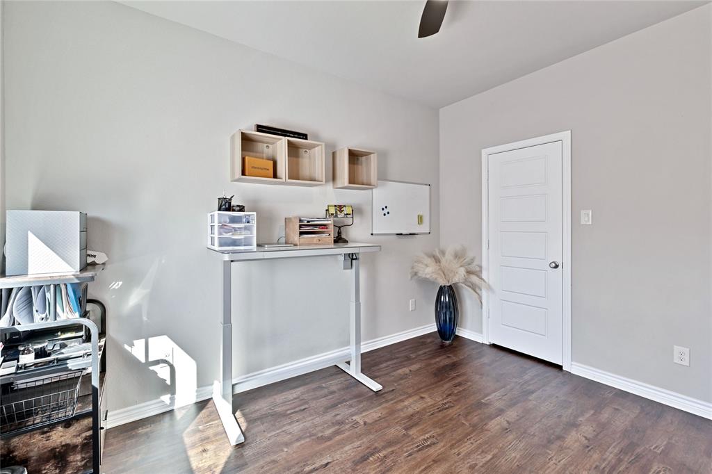 Crossroads Twnhms - Residential