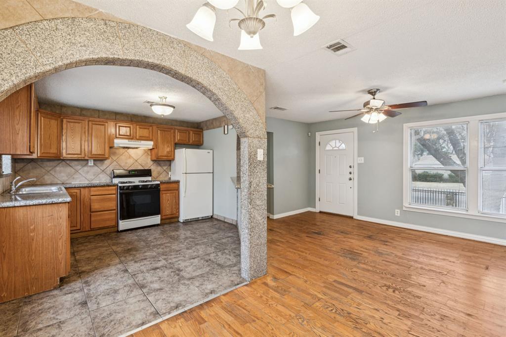 Casa View Heights - Residential